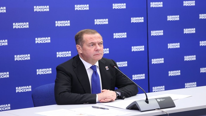 Дмитрий Медведев: «Единая Россия» в ближайшее время развернёт масштабную гуманитарную миссию по восстановлению приграничных районов Курской области