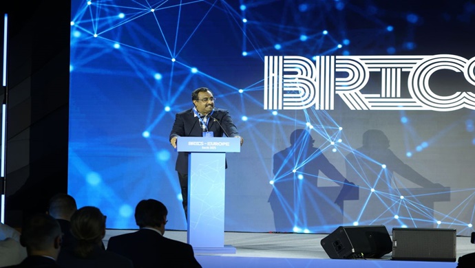 Hindistan Vakfı Başkanı Ram Madhav: BRICS, insani kalkınmada bir atılım sağlayabilir ve Batı’nın sağlayamayacağı bir değer sistemine dayanmaktadır