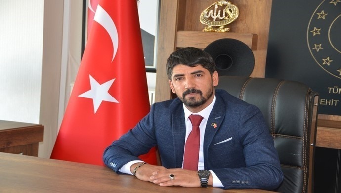 AZİZ AKKUŞ `TAN BABALAR GÜNÜ MESAJI